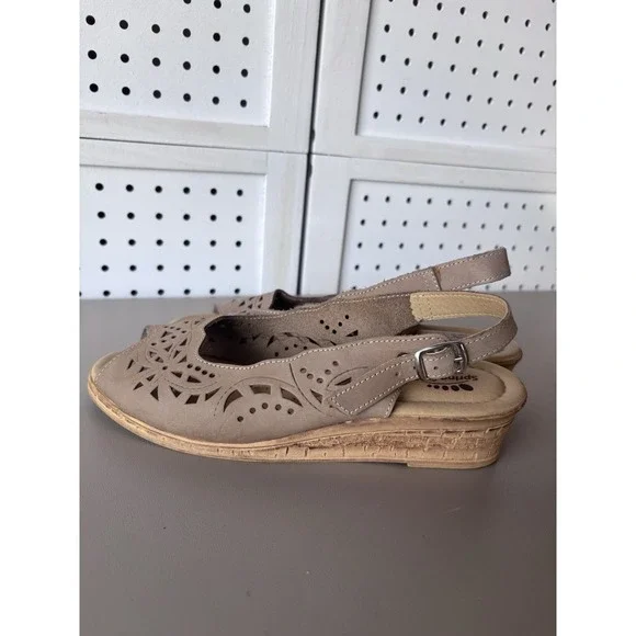 Spring Step Women's 40 Slingback Wedge Sandals Beige Leather Peep Toe Italy - Picture 2 of 7